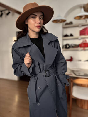 Adrıan Trençkot - 8