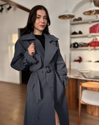 Adrıan Trençkot - 9