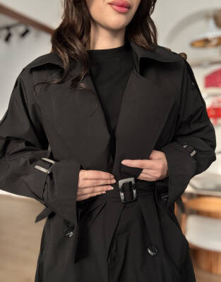Adrıan Trençkot - 5