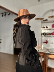 Adrıan Trençkot - 3