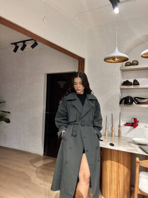 Adrıan Trençkot - 14