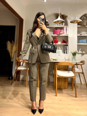Hily Kemer Detaylı Blazer Ceket - 6